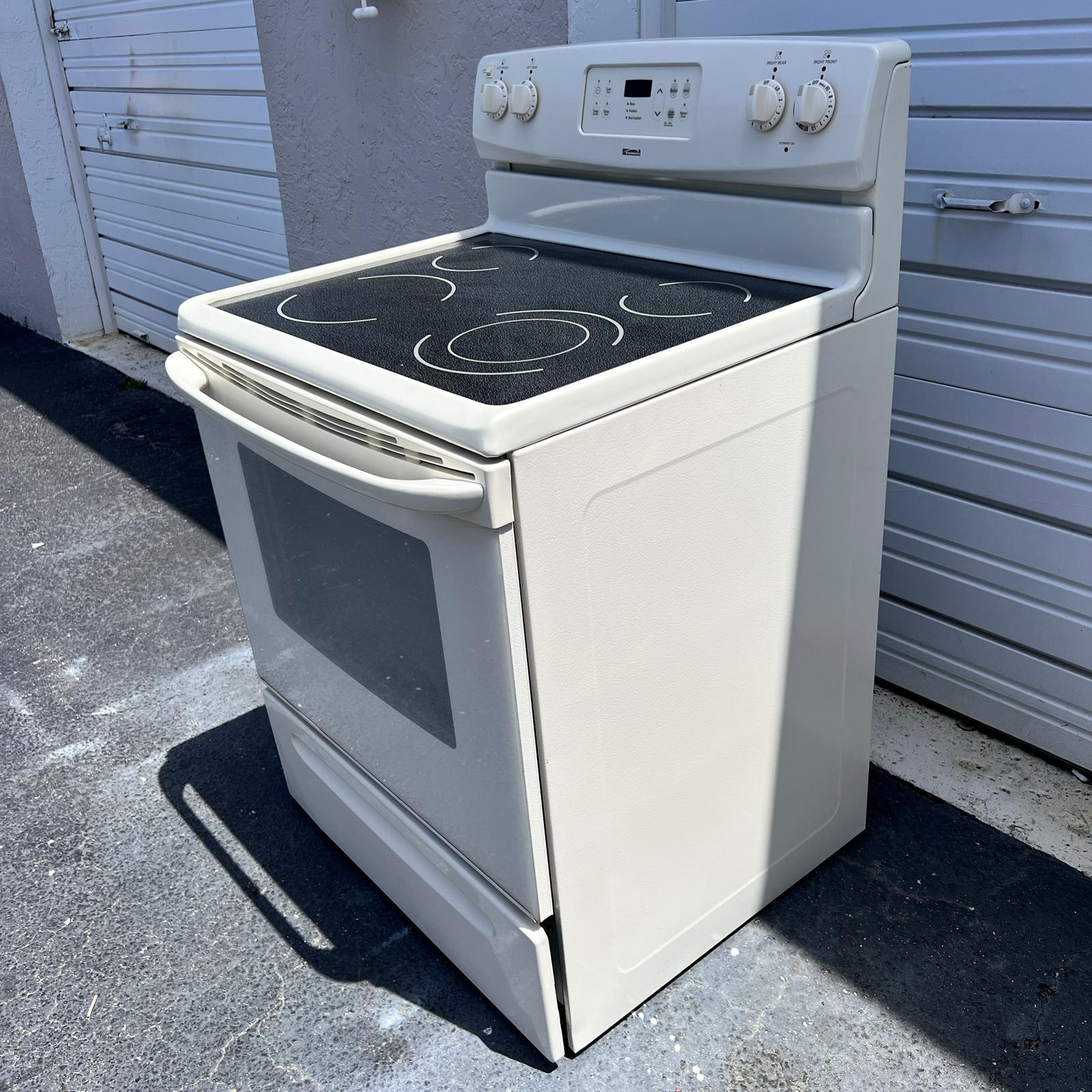Kenmore Electric Stove - Off White Kenmore Electric Stove - Off White